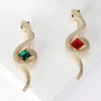 Brooches, Pins & Clips