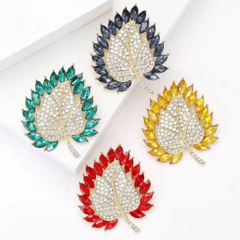 Brooches, Pins & Clips